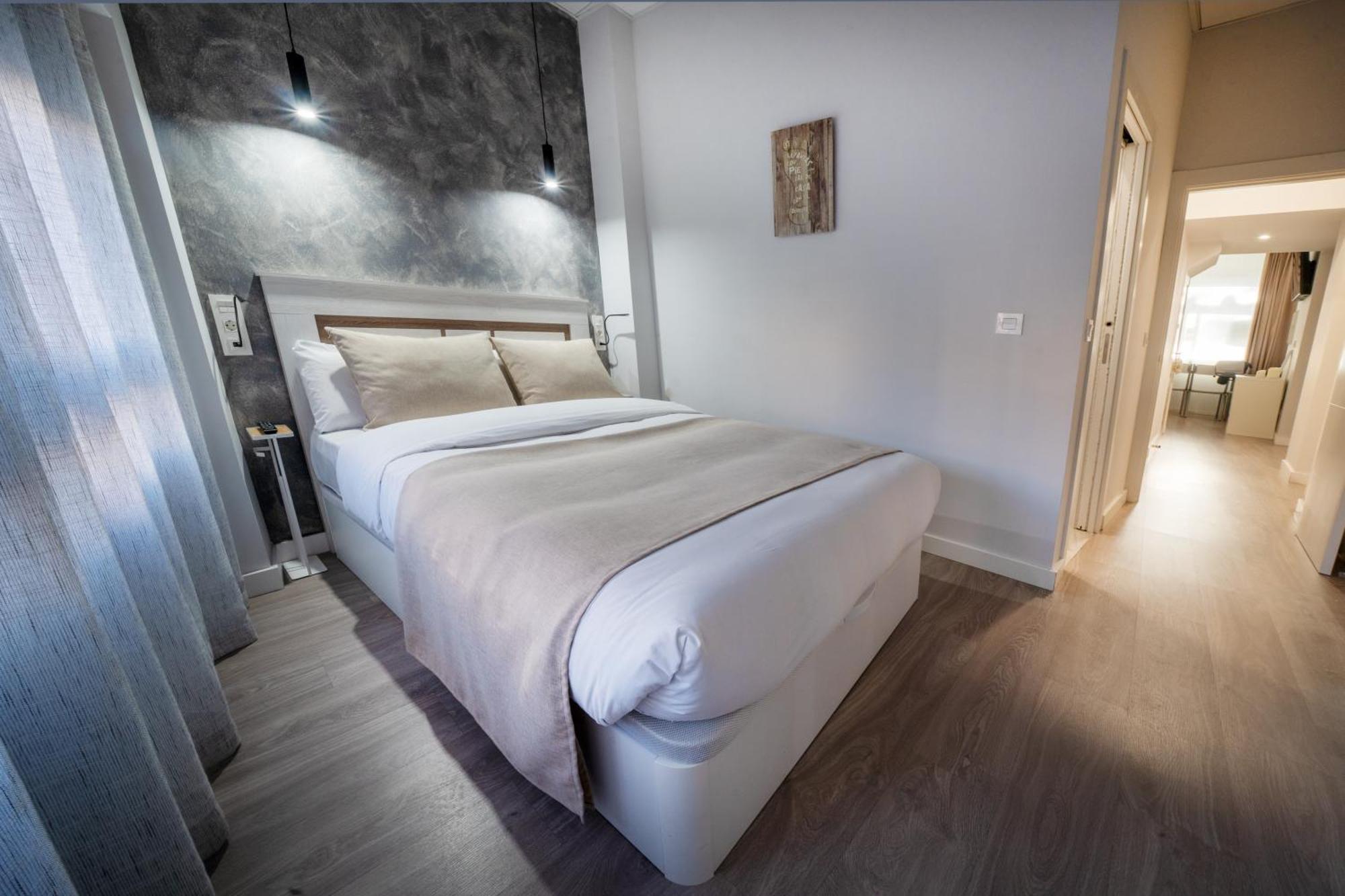 Apartamentos Aranda - Roble Aranda de Duero Ngoại thất bức ảnh