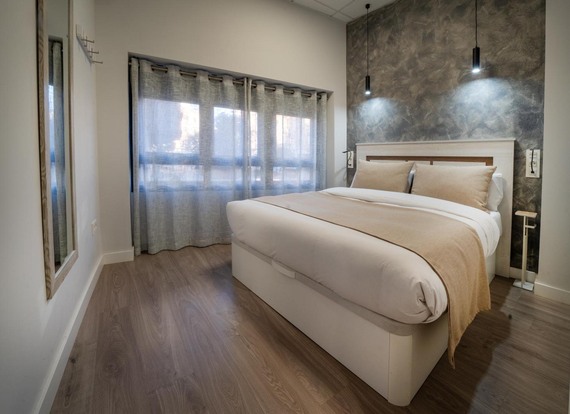 Apartamentos Aranda - Roble Aranda de Duero Ngoại thất bức ảnh