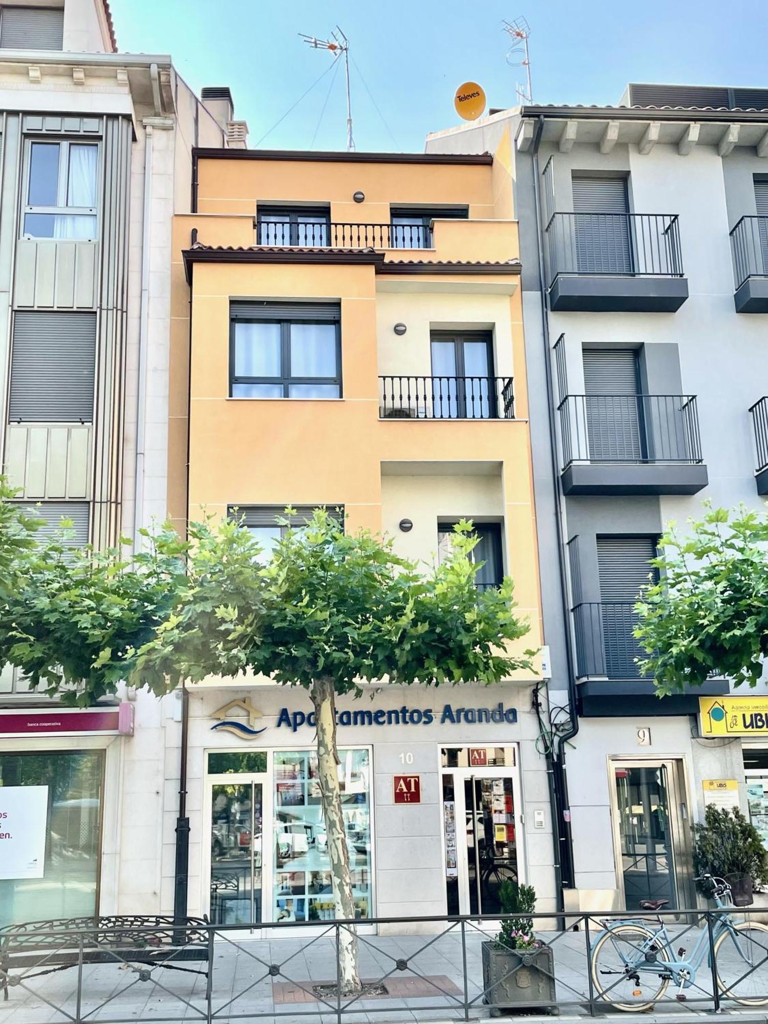 Apartamentos Aranda - Roble Aranda de Duero Ngoại thất bức ảnh